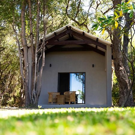 Shakawe River Lodge Exterior foto
