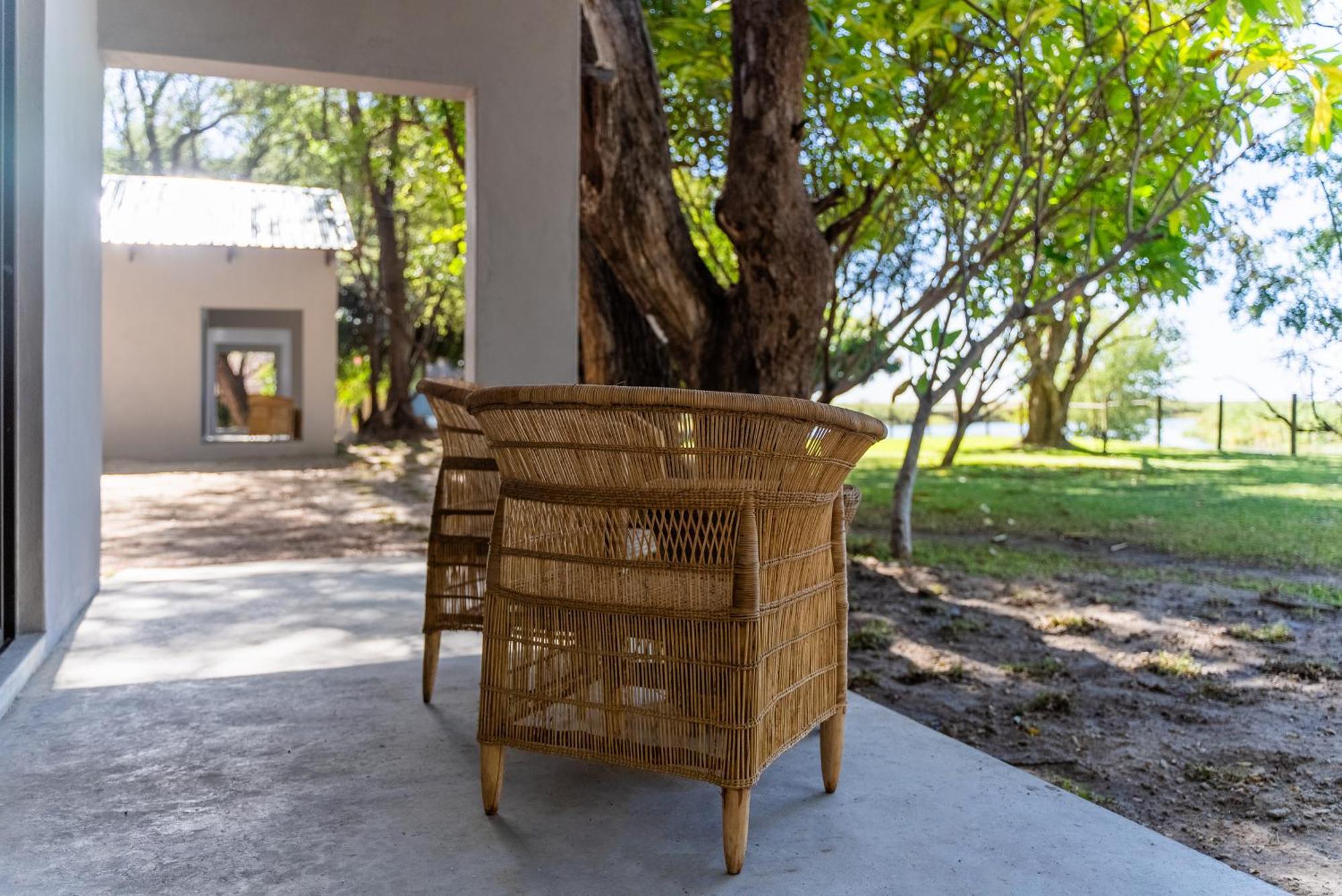 Shakawe River Lodge Exterior foto